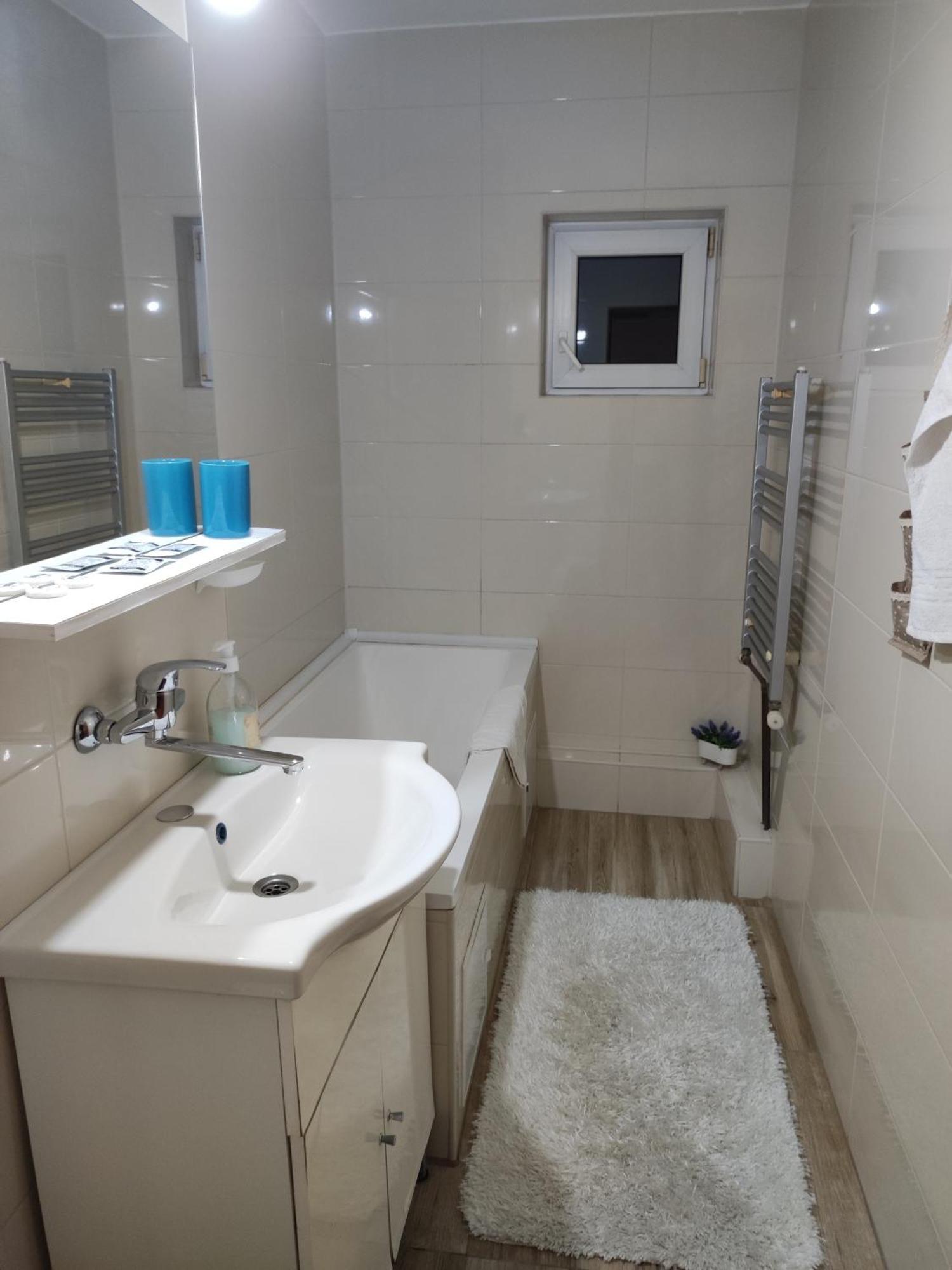 Apartment Farmec Cluj-Napoca Exteriör bild
